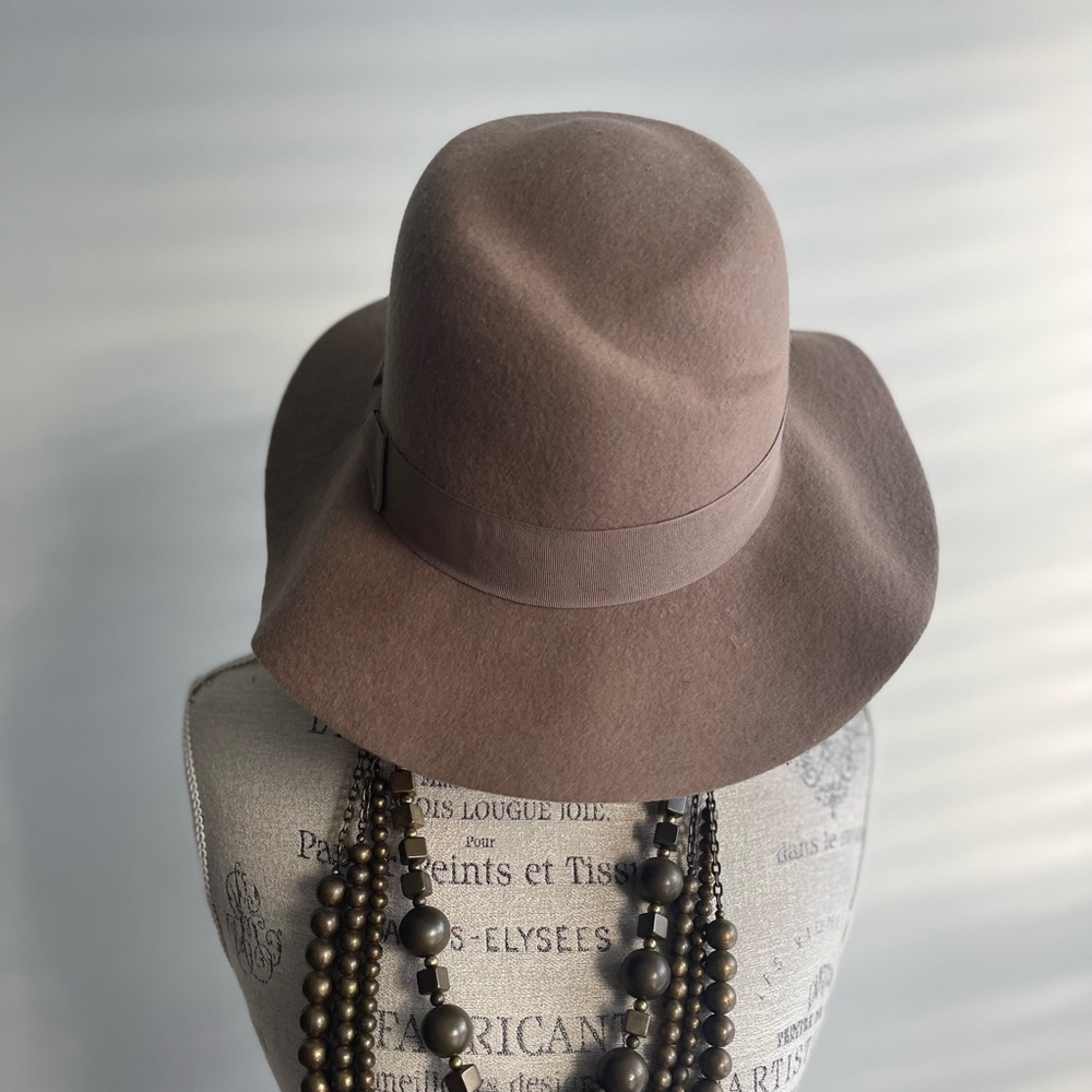 Wool Floppy Brim